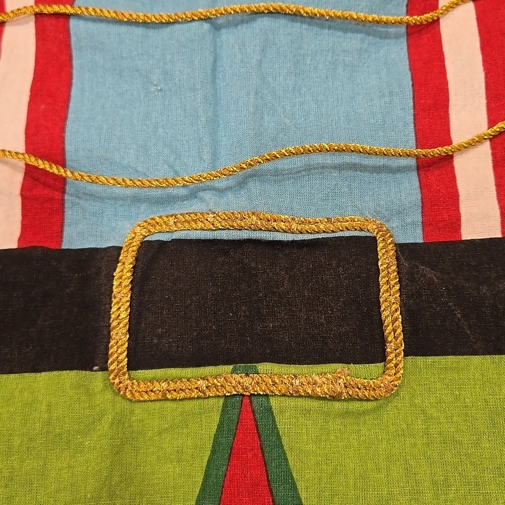 PIER 1 IMPORTS CHRISTMAS NUTCRACKER APRON.